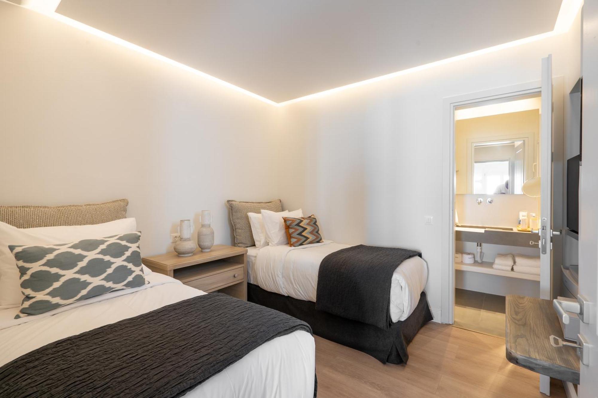 Nero Suites By Nomee Hospitality Group Imerovigli  Exterior foto